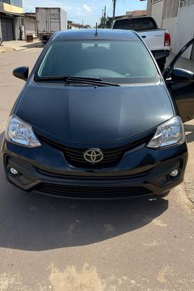 TOYOTA ETIOS 1.5 XS 16V FLEX 4P AUTOMÁTICO TOYOTA ETIOS 1.5 XS 16V FLEX 4P AUTOMÁTICO